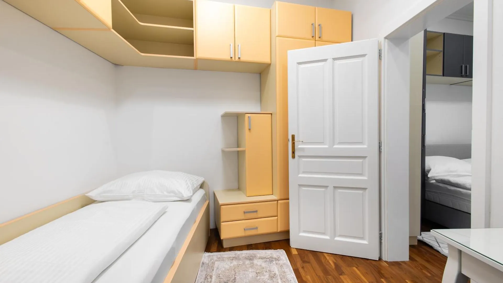 Le David City Apartments 1020 Vienne 0*,